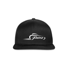 Laden Sie das Bild in den Galerie-Viewer, KLEINZ AUTOMOBILE Snapback Cap - Schwarz/Schwarz